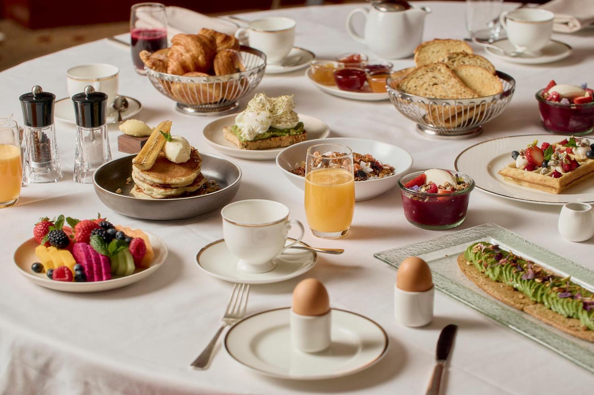 Park Hyatt Melbourne Hotel Екстериор снимка A breakfast table at the Ritz