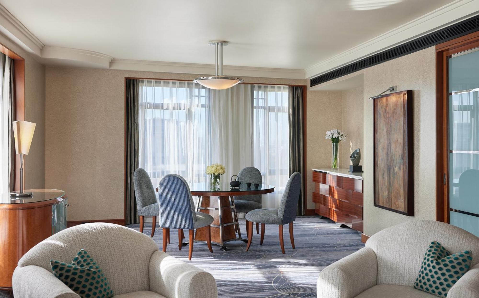 Park Hyatt Melbourne Hotel Екстериор снимка A suite at the Mandarin Oriental, London